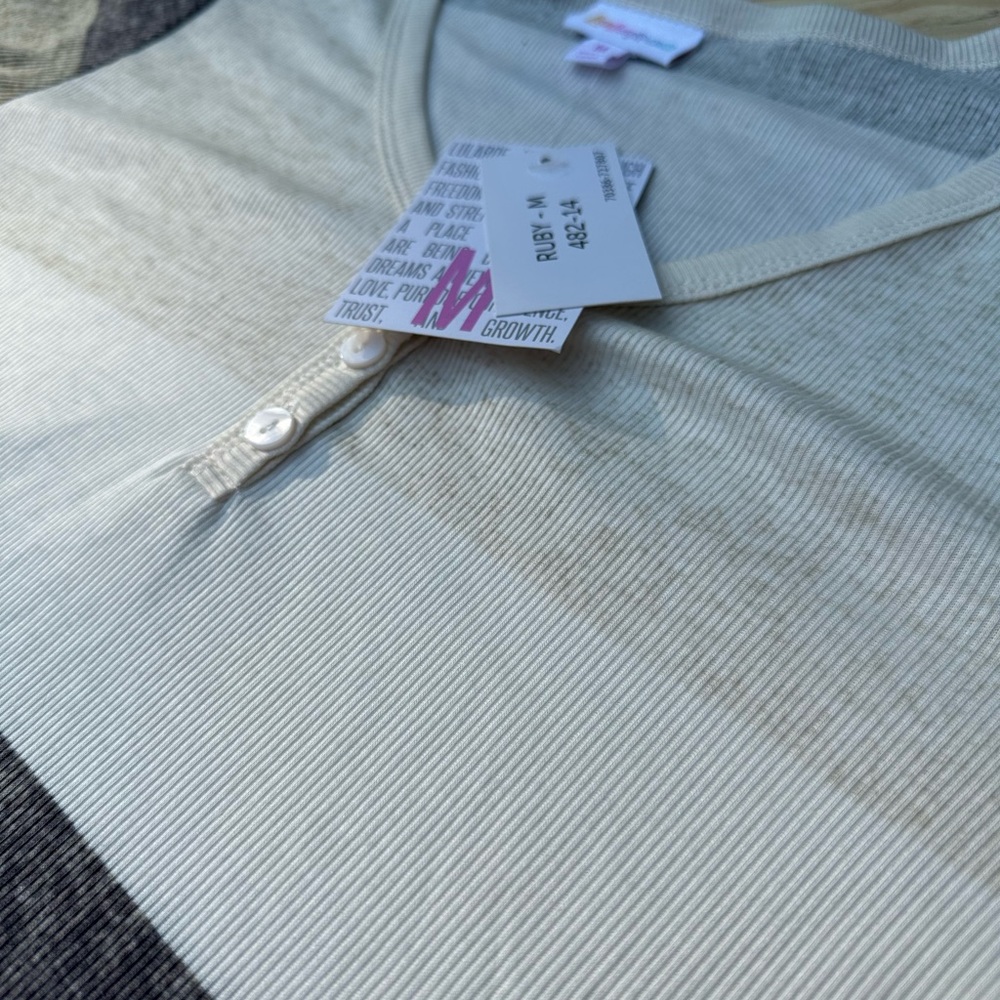 LuLaRoe Long-sleeve Ruby